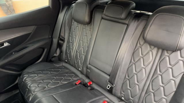 Peugeot 3008 image 9