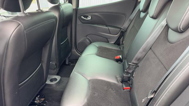 Renault Clio image 2