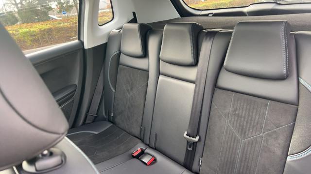 Peugeot 2008 image 2