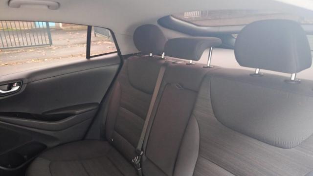 Hyundai Ioniq image 2