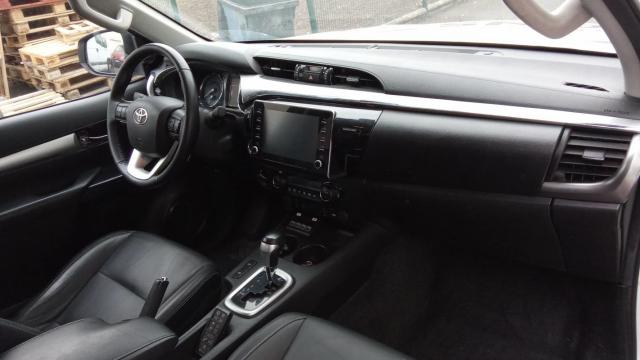 Toyota Hilux image 6