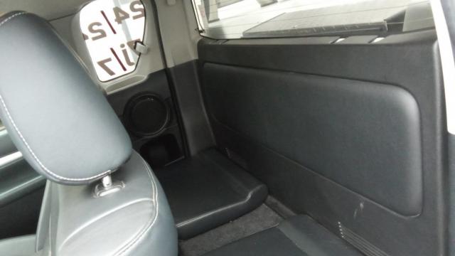 Toyota Hilux image 9