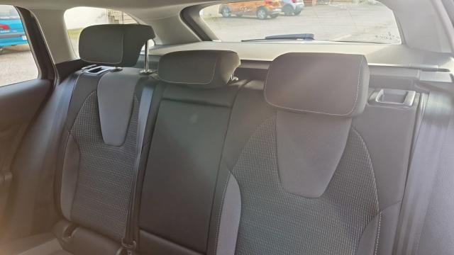 Skoda Octavia image 2