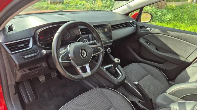 Renault Clio image 2