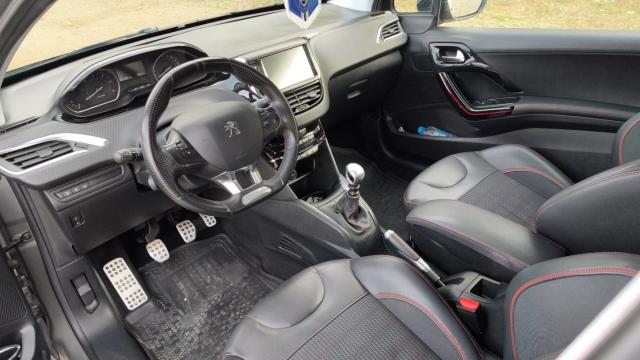 Peugeot 208 image 4