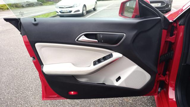 Mercedes Benz Classe Cla image 1