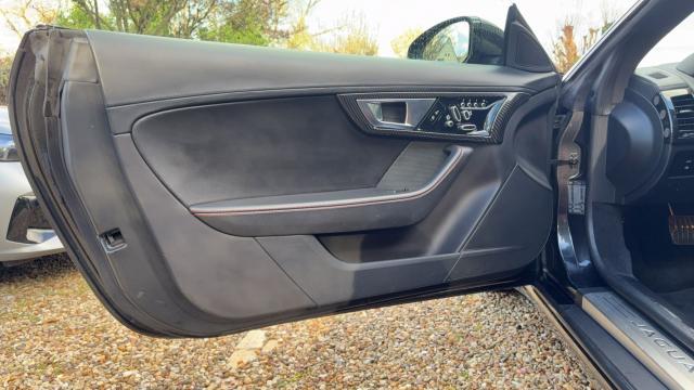 Jaguar F-Type image 3