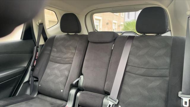 Nissan X-Trail image 9