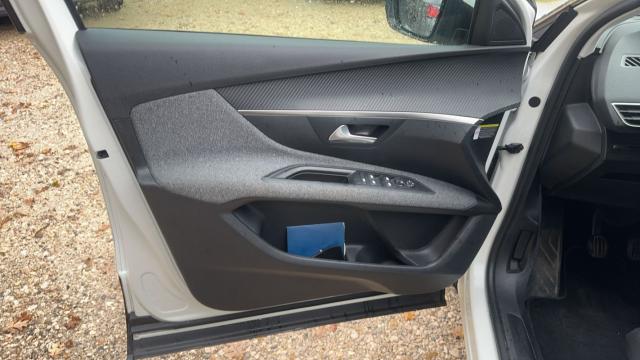 Peugeot 3008 image 4