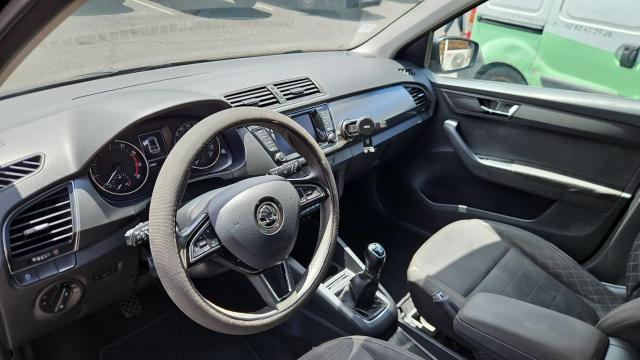 Skoda Fabia image 8