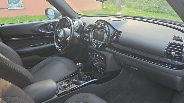 Mini Clubman image 4