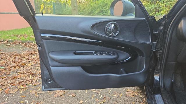 Mini Clubman image 8