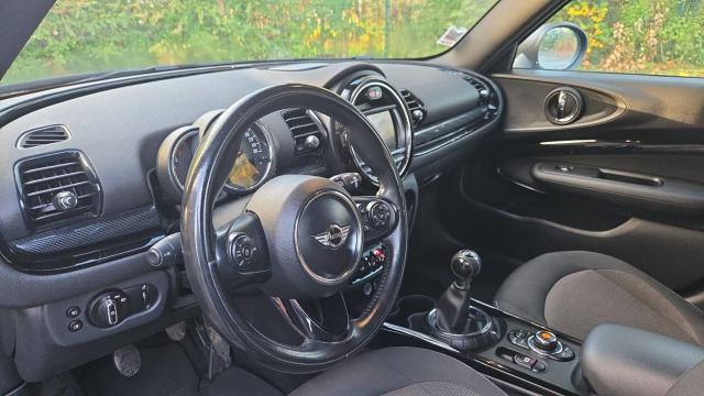 Mini Clubman image 7