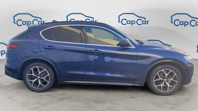 Alfa Romeo Stelvio image 3