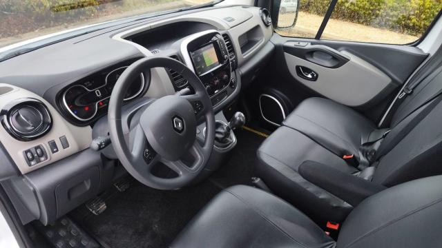 Renault Trafic image 8