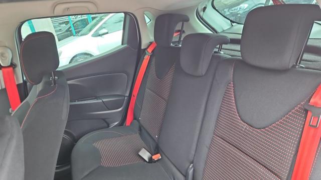 Renault Clio image 2