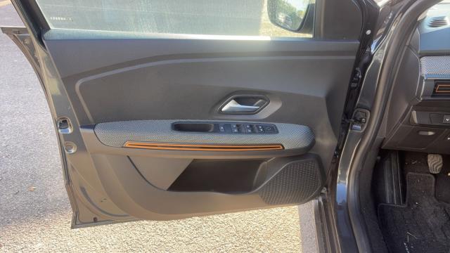 Dacia Sandero image 6