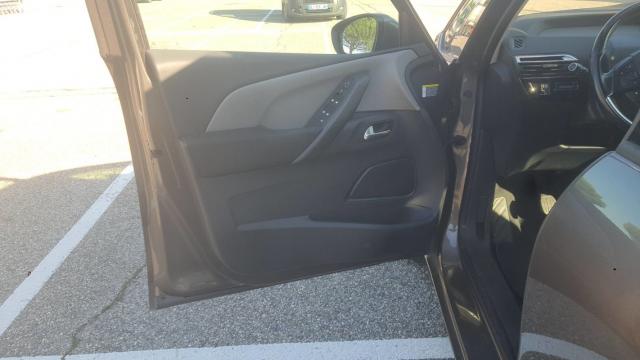 Citroen Grand C4 Picasso image 6