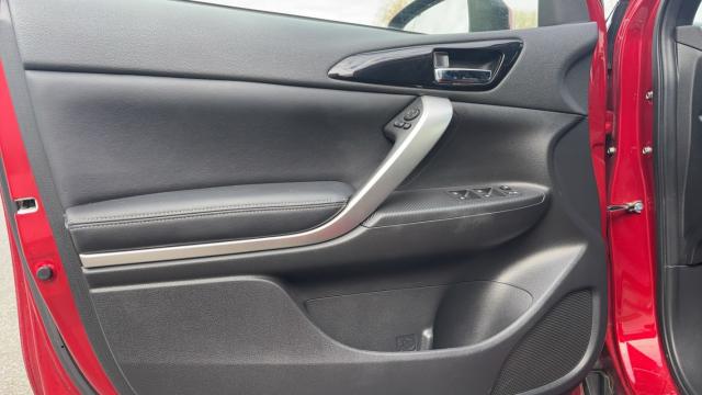 Mitsubishi Eclipse Cross image 1