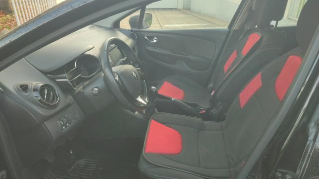 Renault Clio Estate image 7