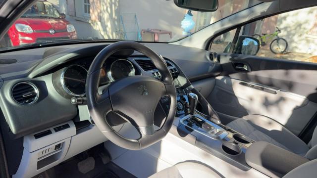 Peugeot 3008 image 8