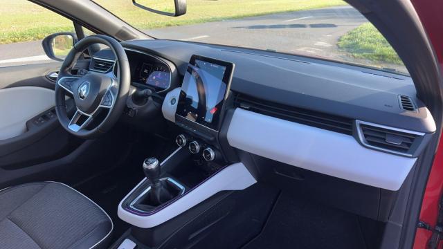 Renault Clio image 9