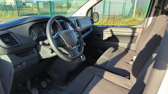 Peugeot Expert image 2