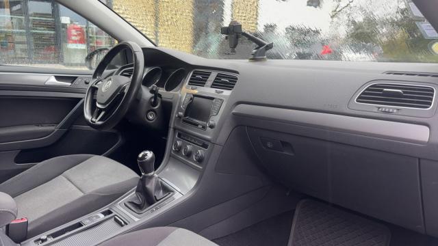 Volkswagen Golf Sw image 7