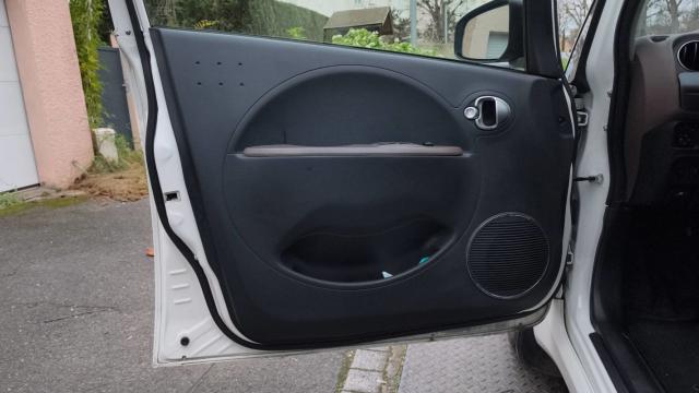 Citroen C-Zero image 8