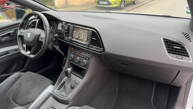 Seat Leon image 3