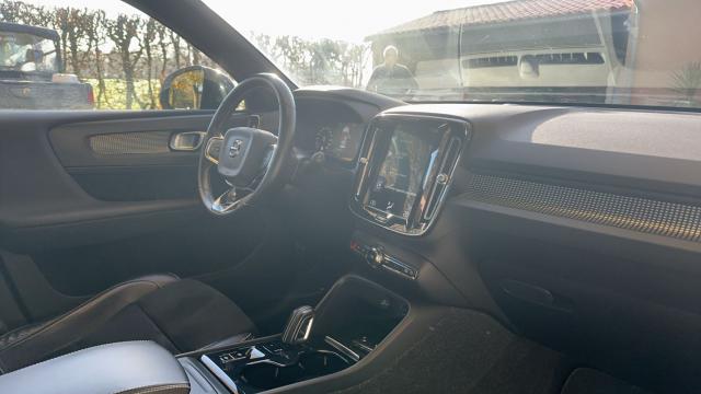 Volvo Xc40 image 2