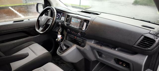 Peugeot Traveller image 4