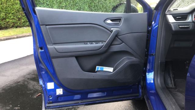 Renault Captur image 8