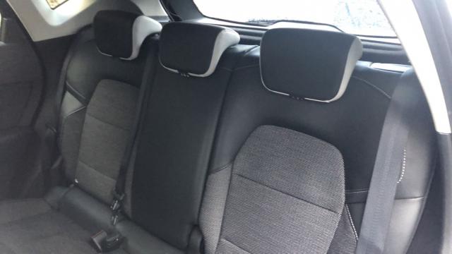 Renault Captur image 2