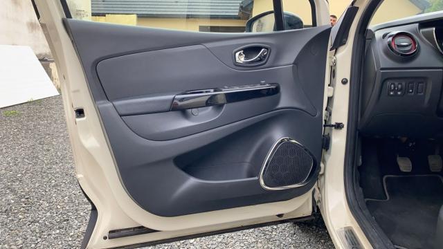 Renault Captur image 4