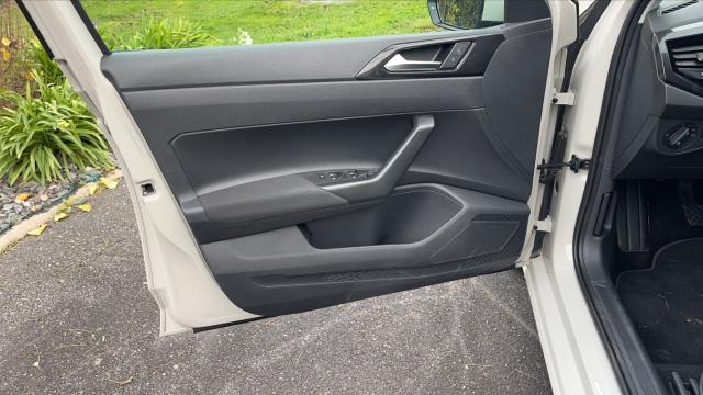 Volkswagen Polo image 9