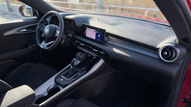 Alfa Romeo Tonale image 8