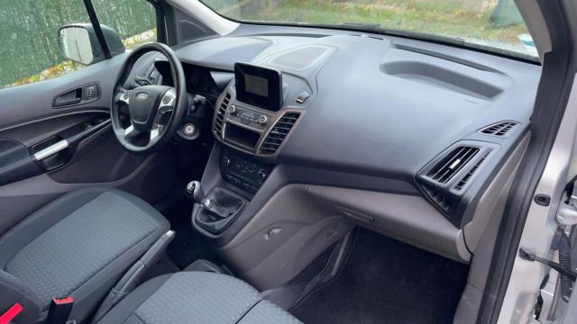 Ford Transit Connect image 5