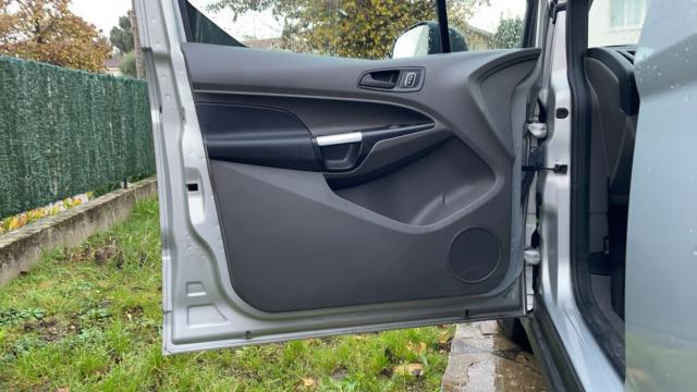Ford Transit Connect image 1