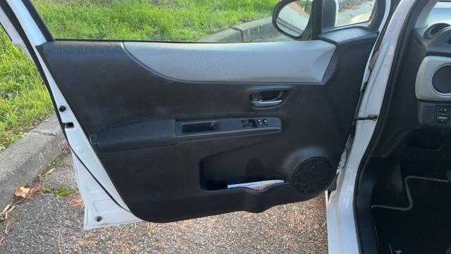 Toyota Yaris image 2