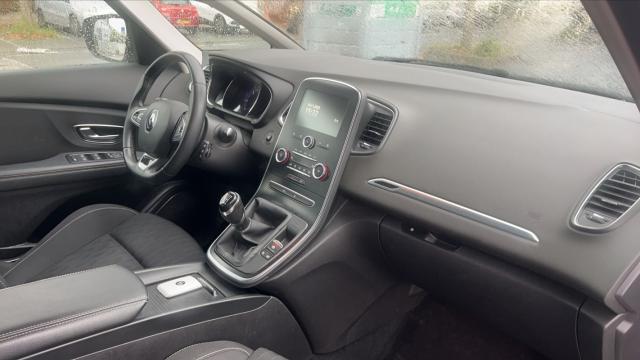 Renault Scénic image 3