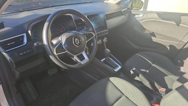 Renault Clio image 9