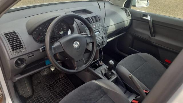 Volkswagen Polo image 9