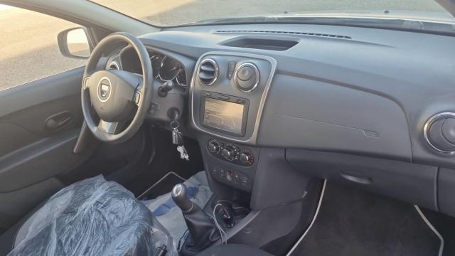 Dacia Sandero image 8