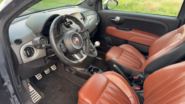 Abarth 500c image 9