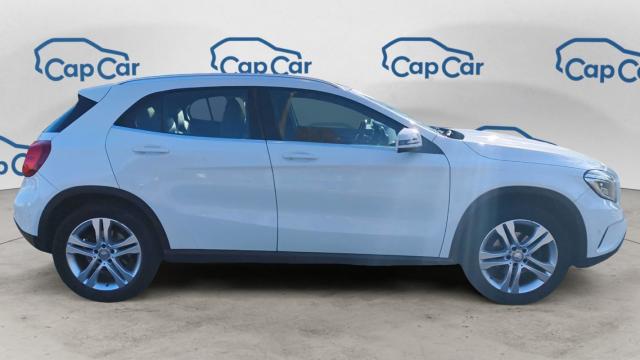 Mercedes Benz Gla image 8