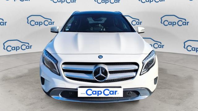 Mercedes Benz Gla image 1