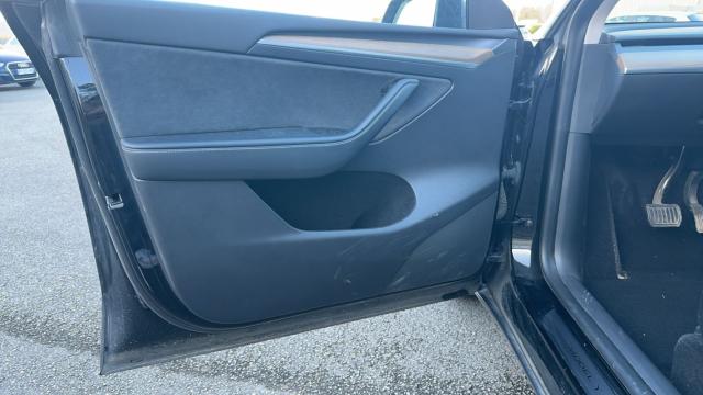 Tesla Model Y image 3