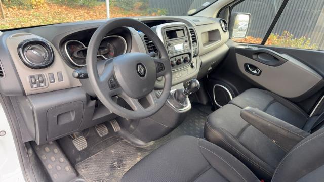 Renault Trafic image 5