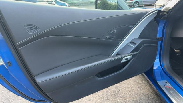 Chevrolet Corvette image 5